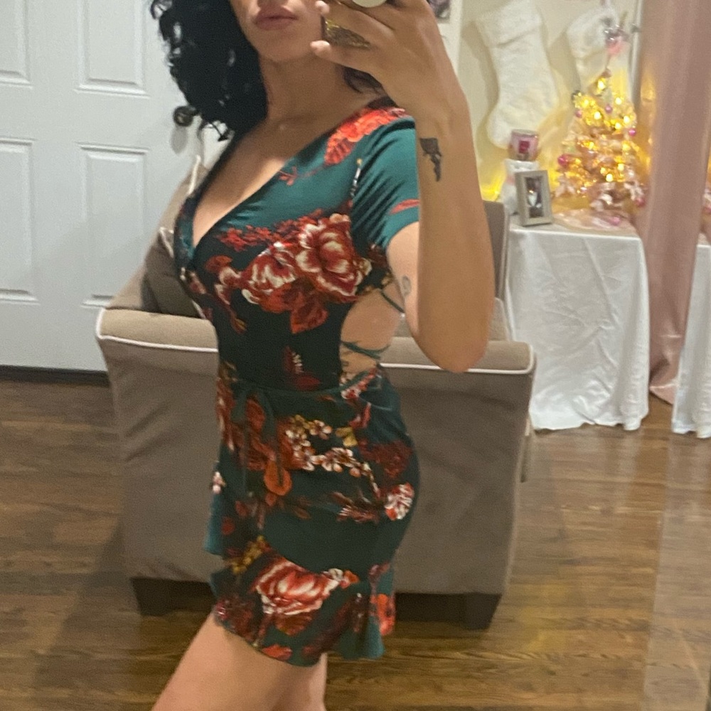 PLT mini dress wit wrap up back